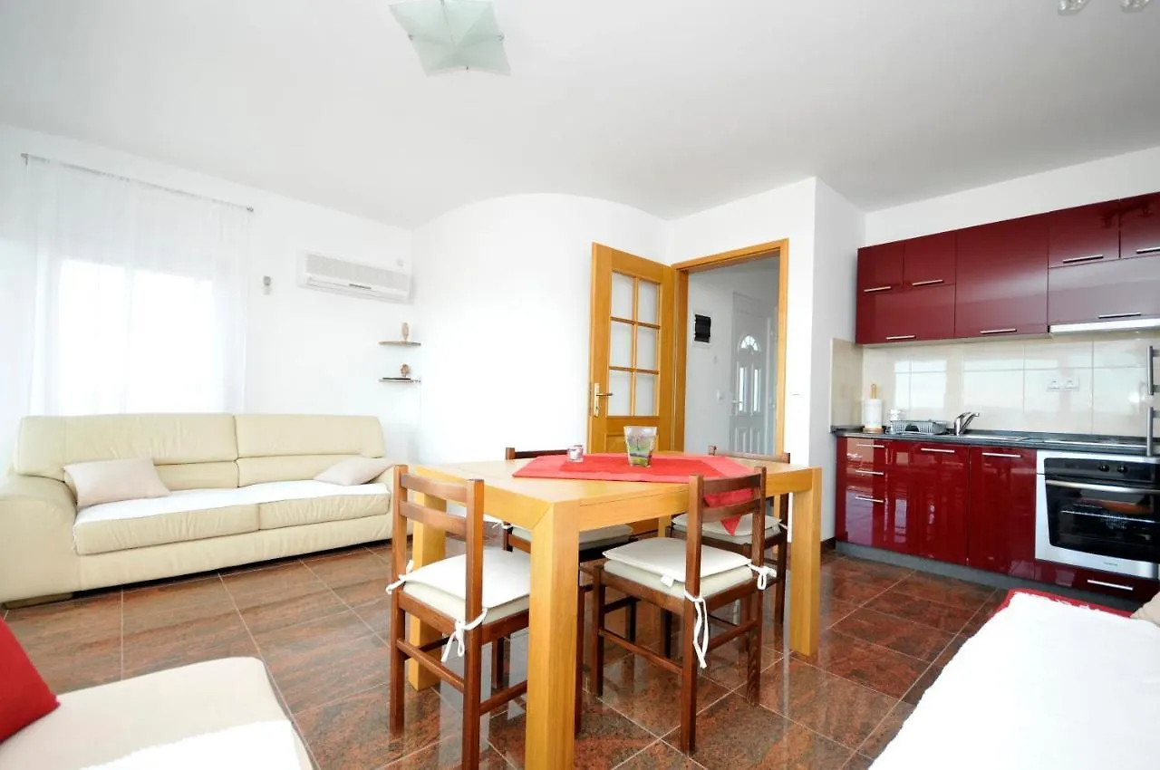 Apartments Svalina Trogir