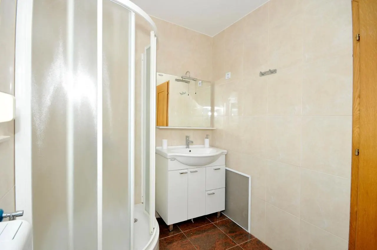 Apartments Svalina Trogir 0*,
