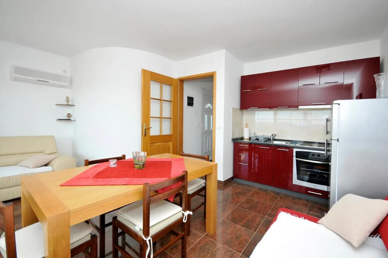 Apartments Svalina Trogir