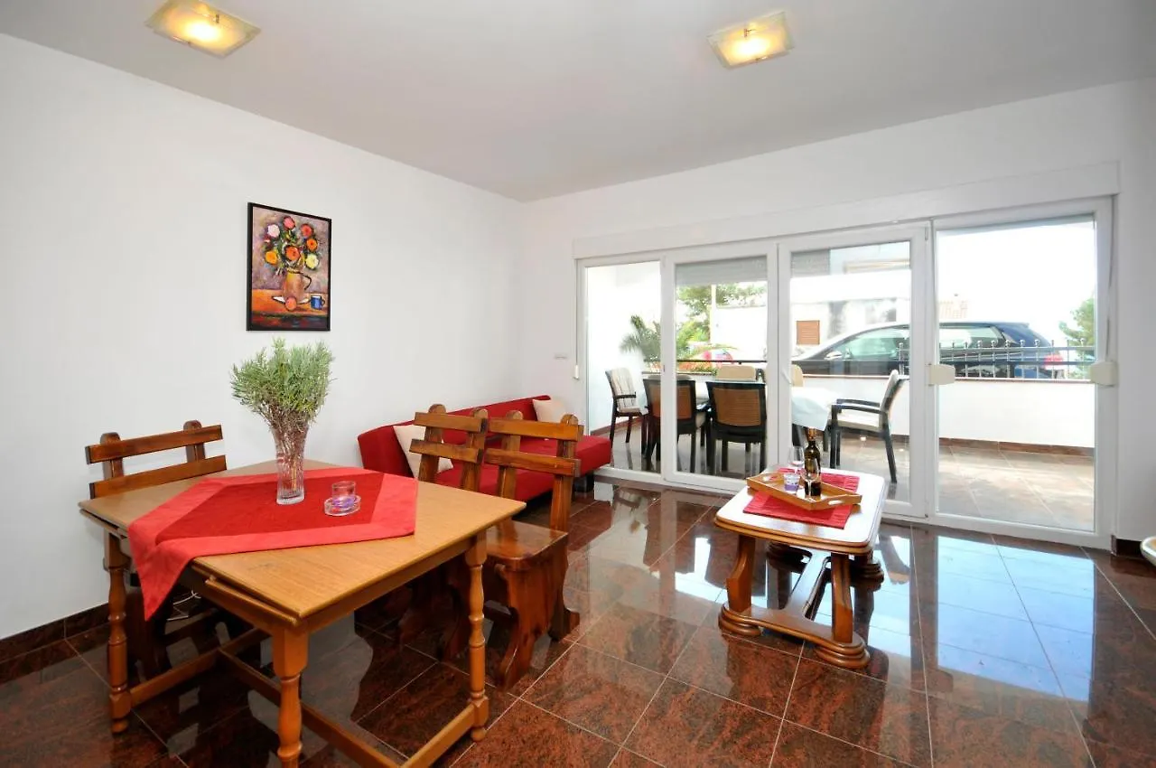 Apartments Svalina Trogir