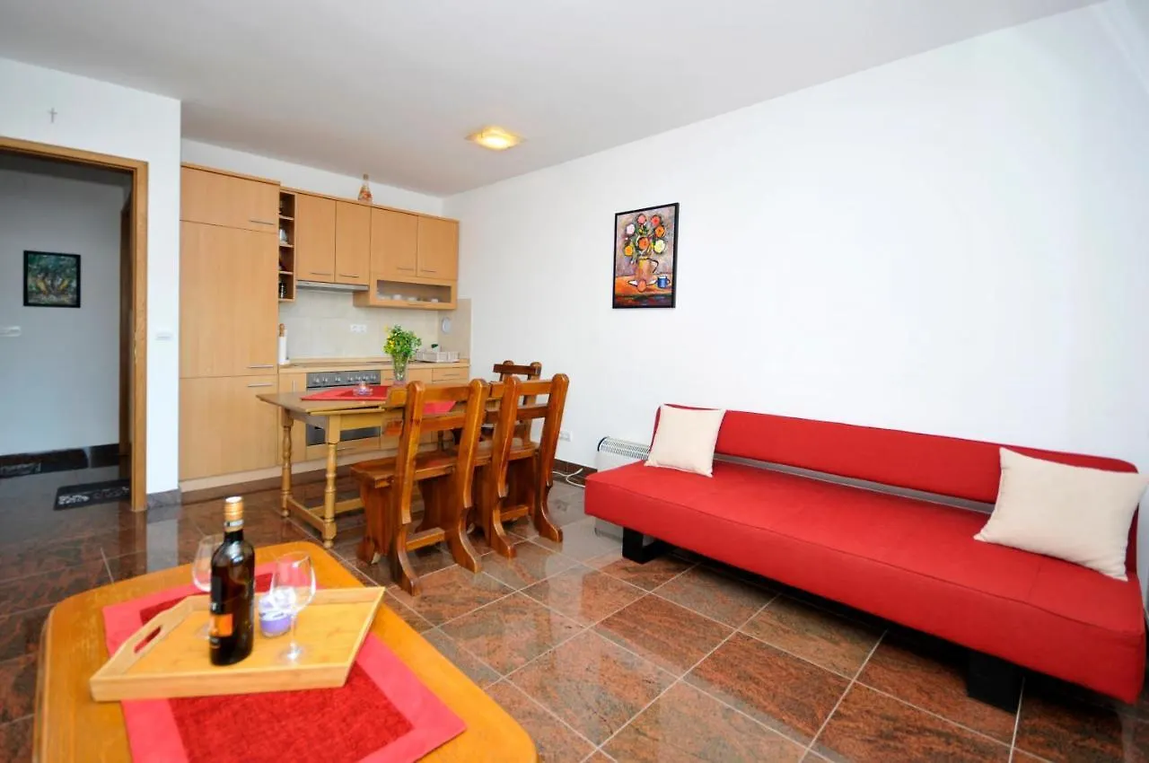 Apartments Svalina Trogir