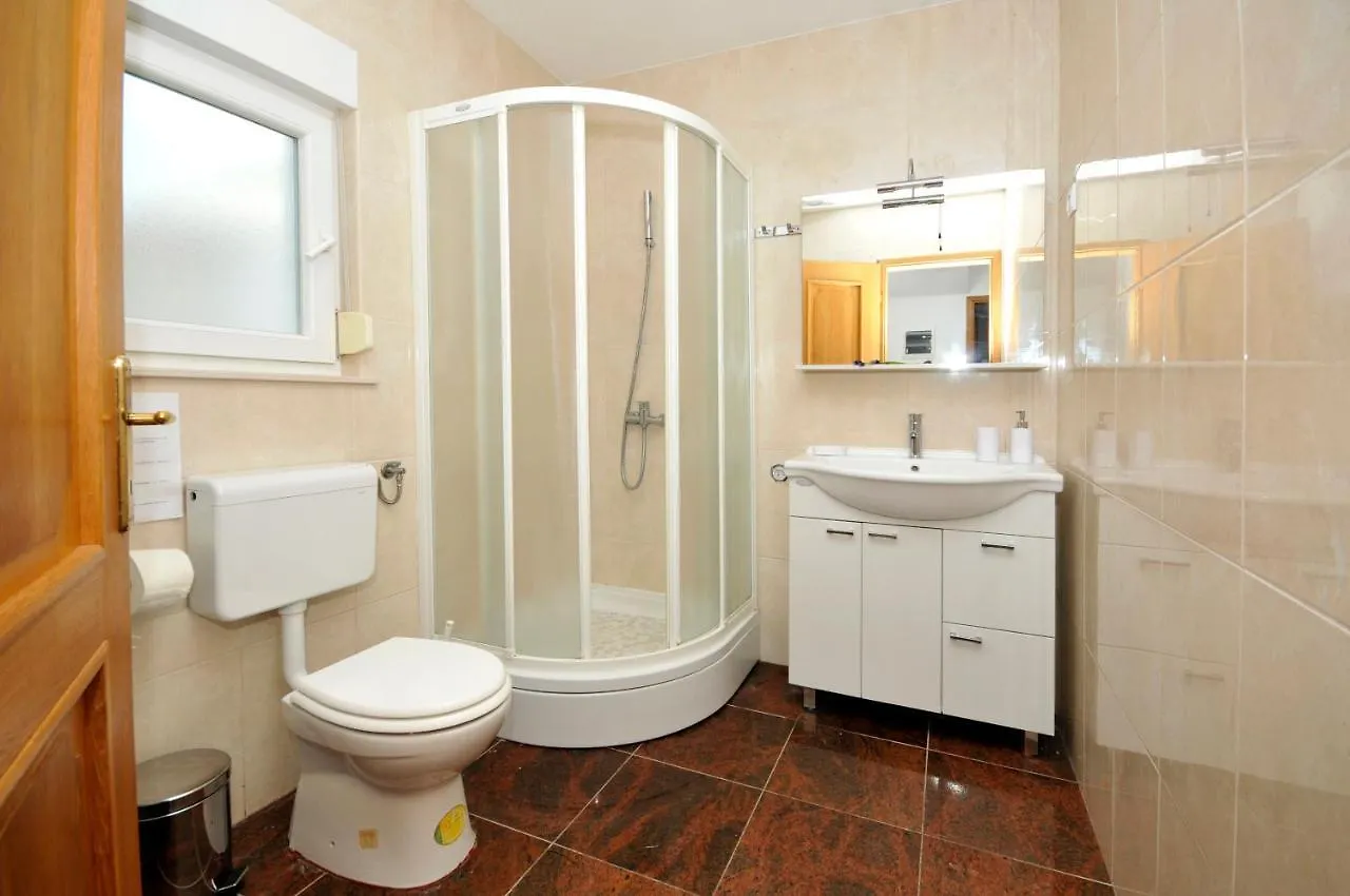 Apartments Svalina Trogir
