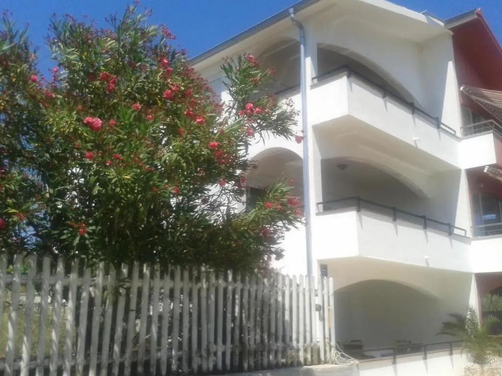 Apartments Svalina Trogir