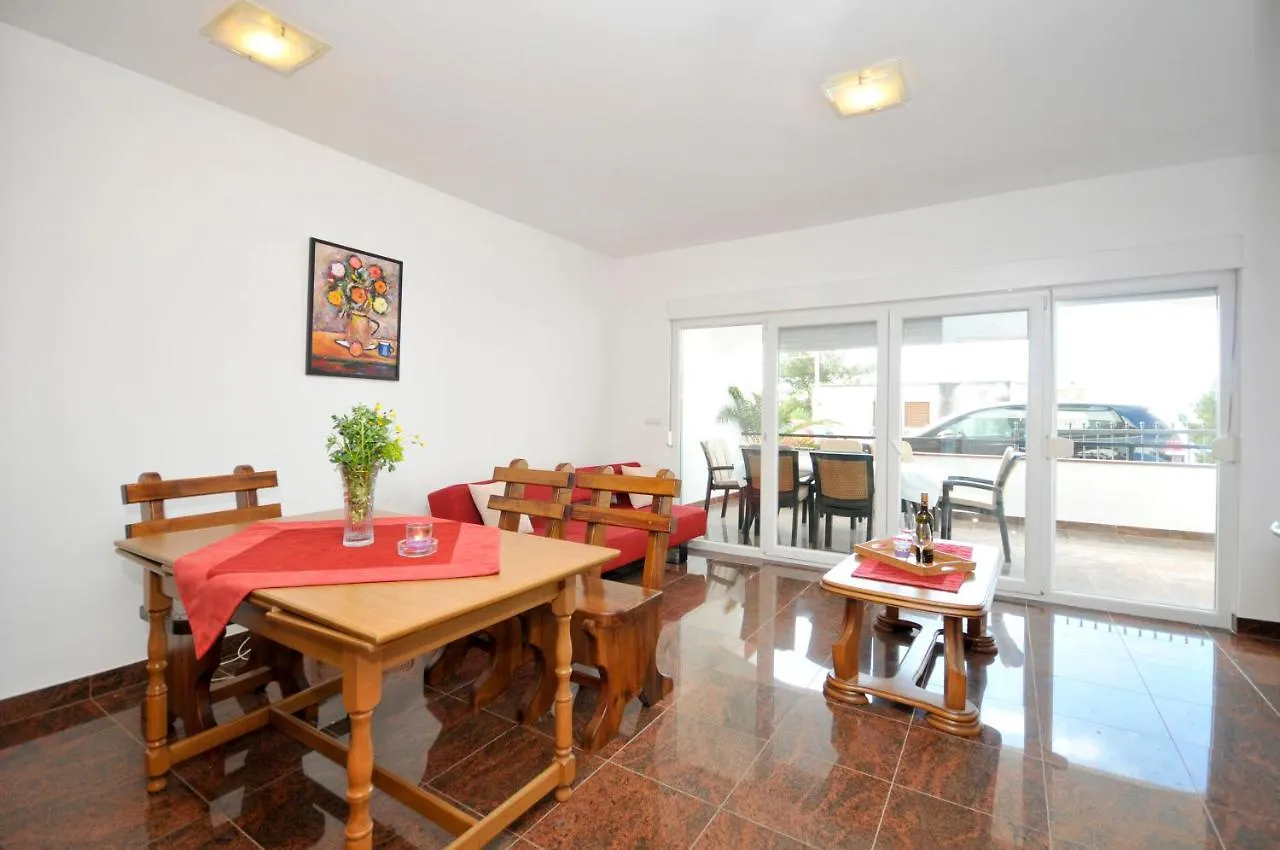 Apartments Svalina Trogir Chorwacja