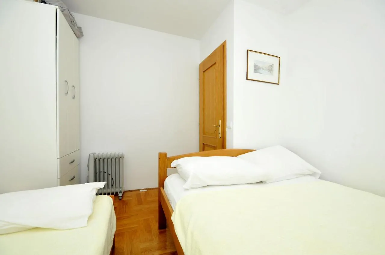 Apartments Svalina Trogir